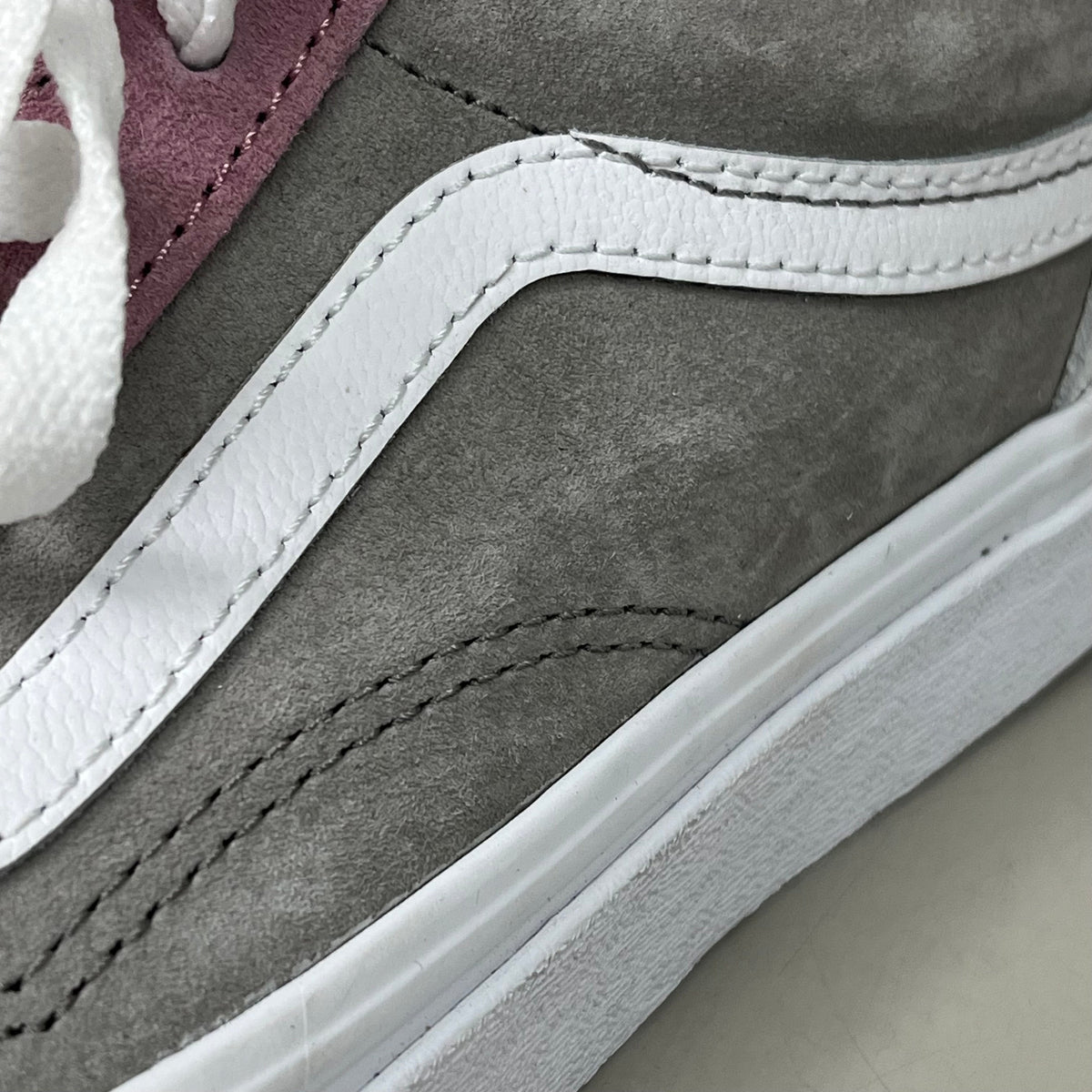 VANS Old Skool Leather & Pig Suede Sherpa Sneakers Womens 5.5 Mens 4.0 Pink Grey