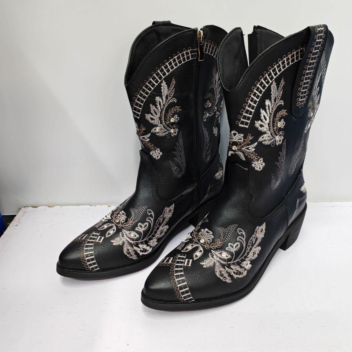 Womens Embroidered Rhinestone Chunky High-Heel Boots