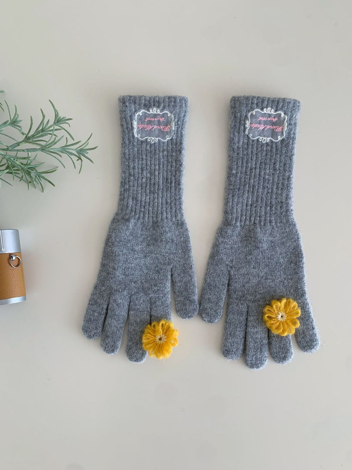 Women's Winter Lace Flower Knitted Gloves