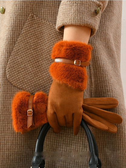 Driving Gloves With A Fleece Lining For Extra Warmth And Insulation