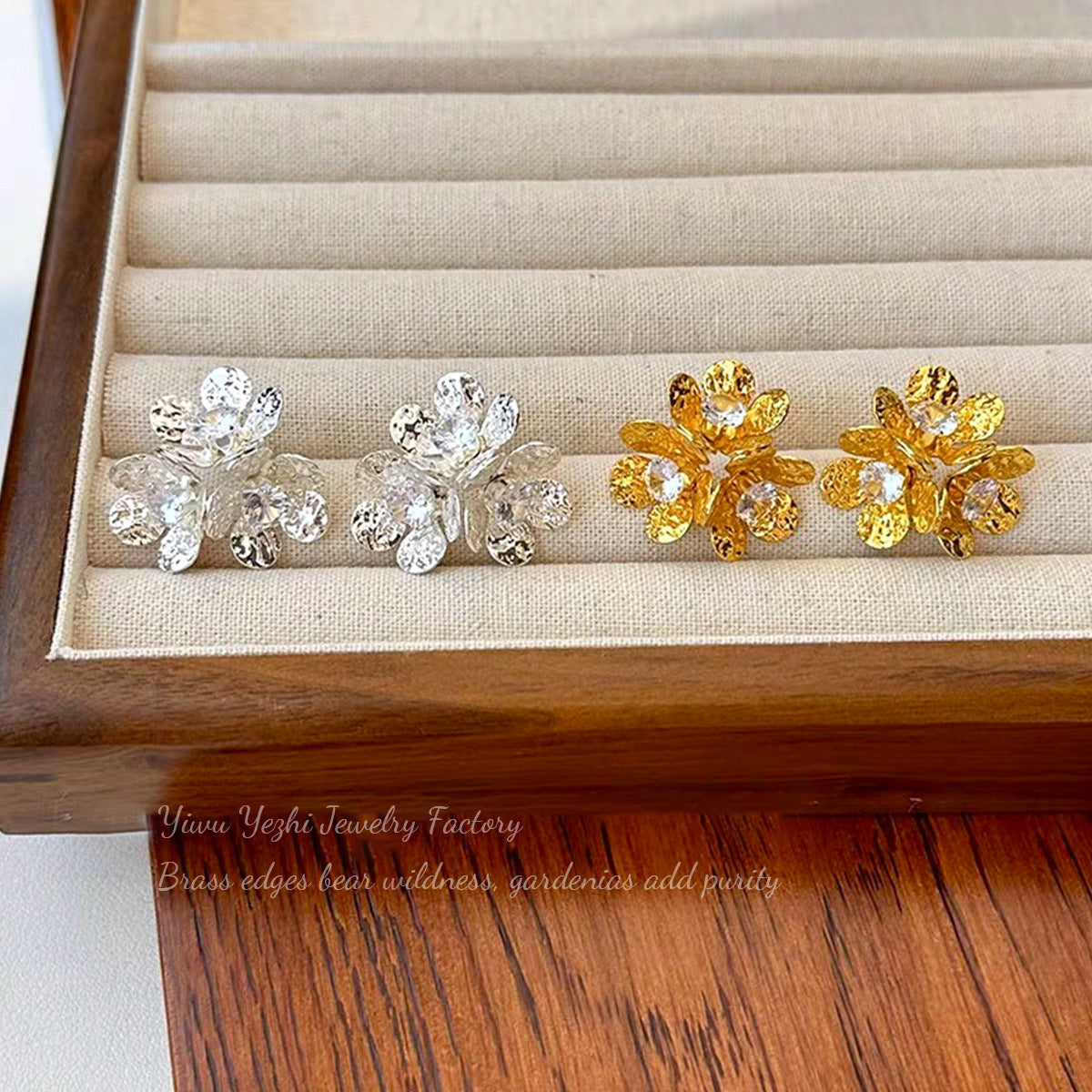 Flower-Like Three-Dimensional Flower Earrings, Multi-Layered Zircon Petal Earrings, Retro Metal Texture Garland Earrings