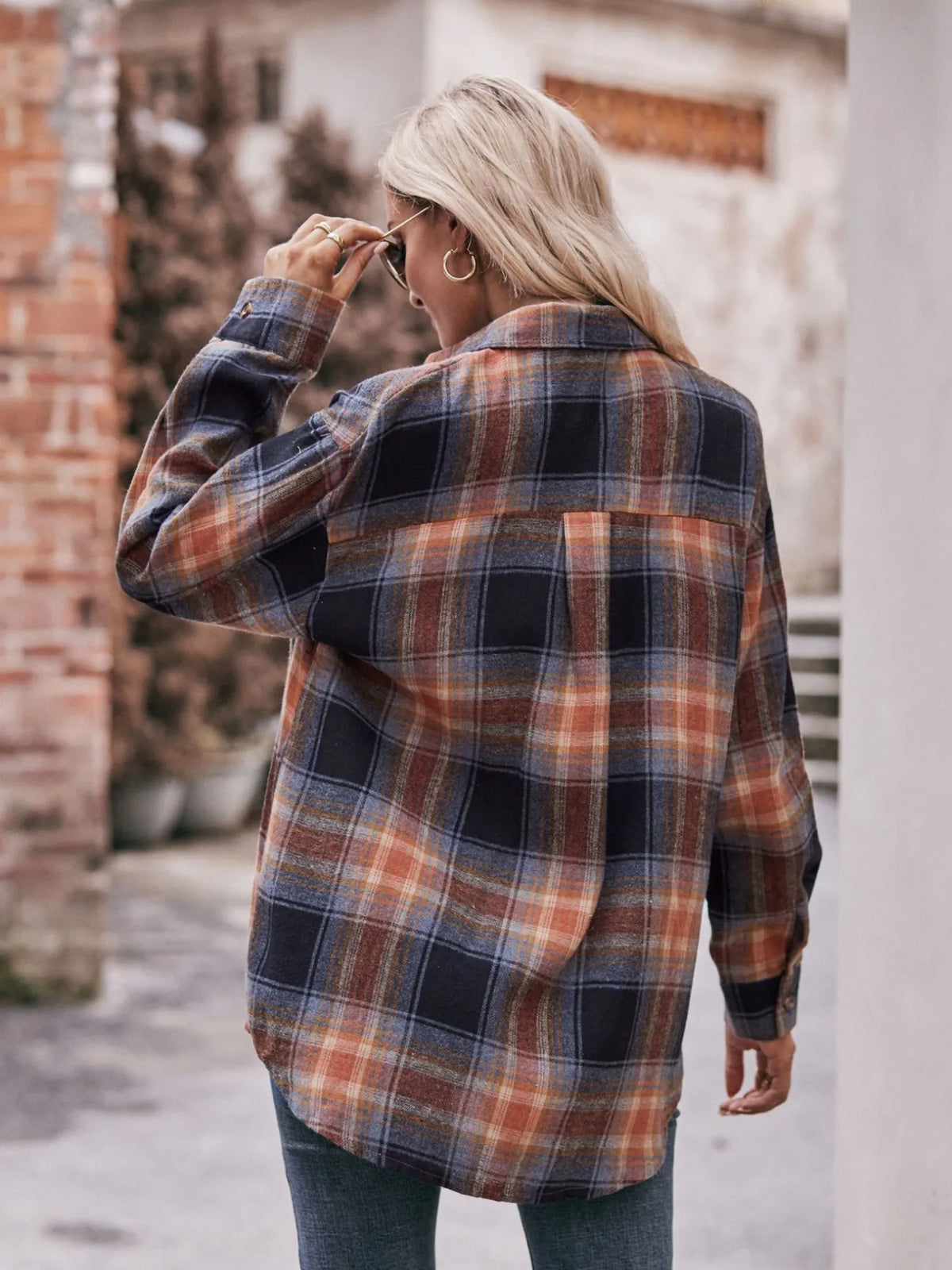 Plaid Button-Down Long Sleeve Shirt