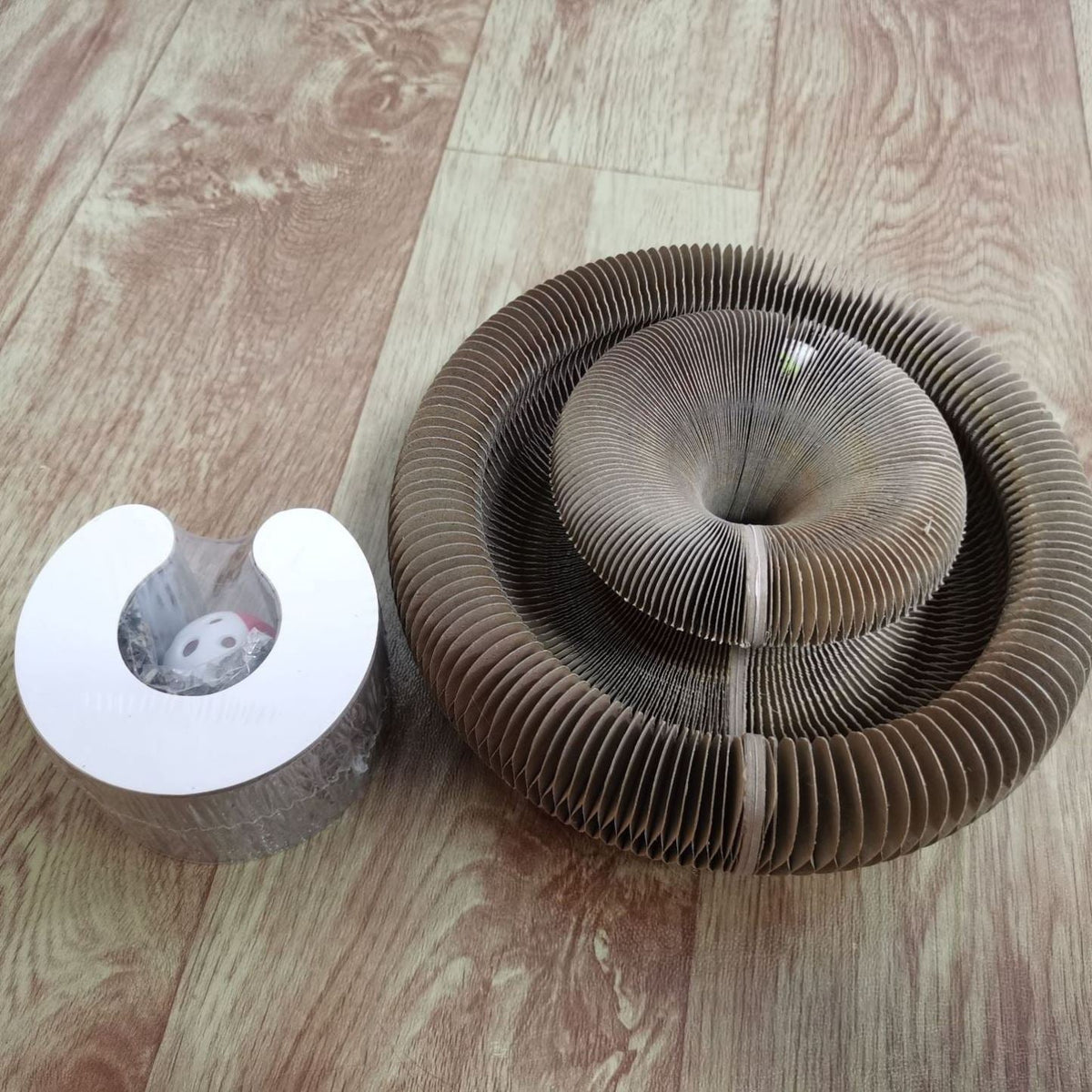 Corrugated And Foldable Cat Paper Nest
