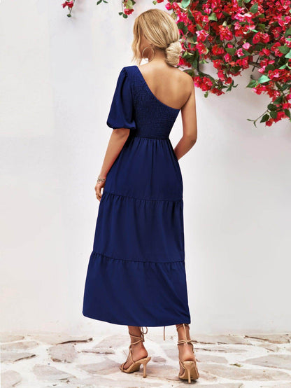 Chic Smocked One-Shoulder Midi Dress for Elegant Style