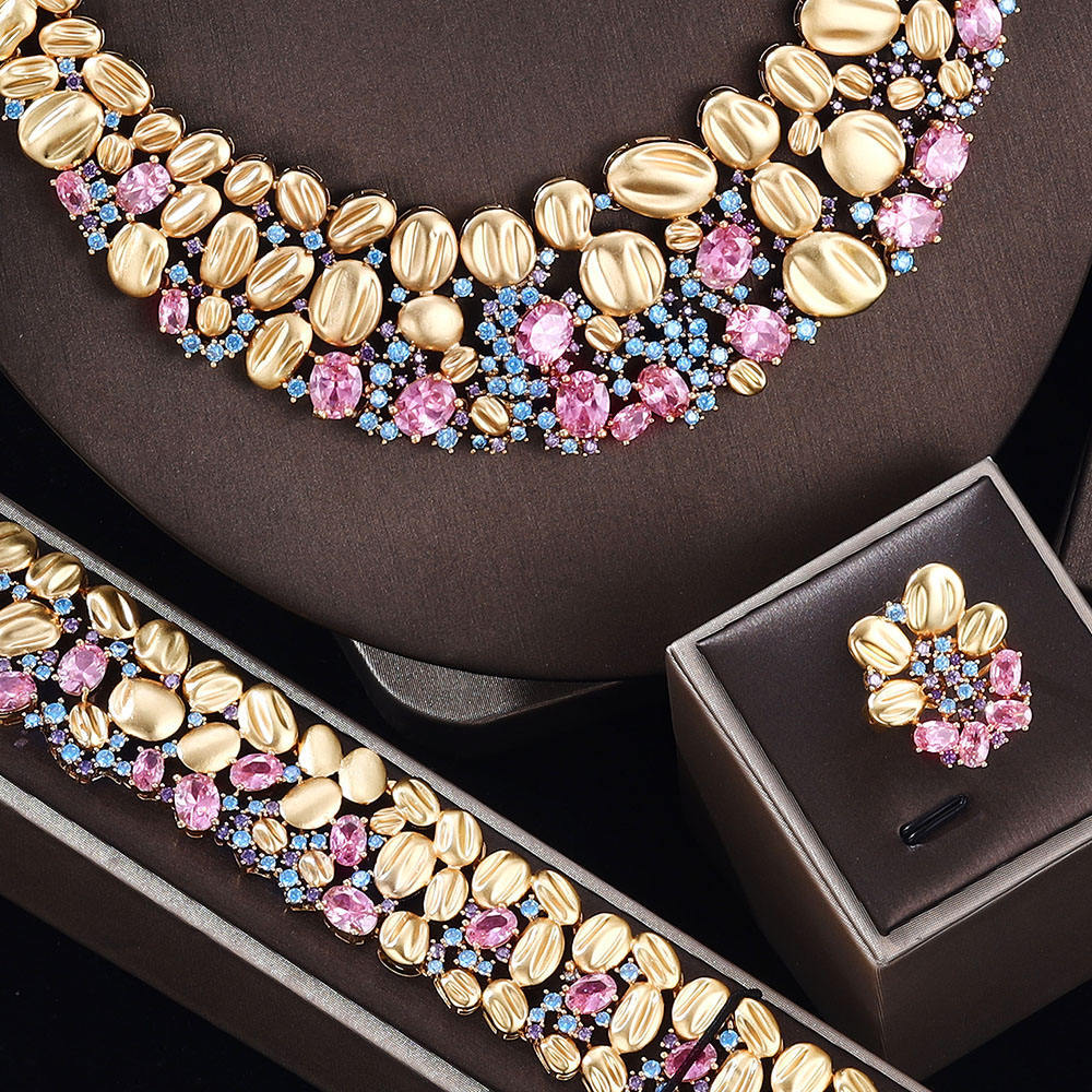Exaggerated Necklace And Earring Wedding Set, Luxurious And Fashionable