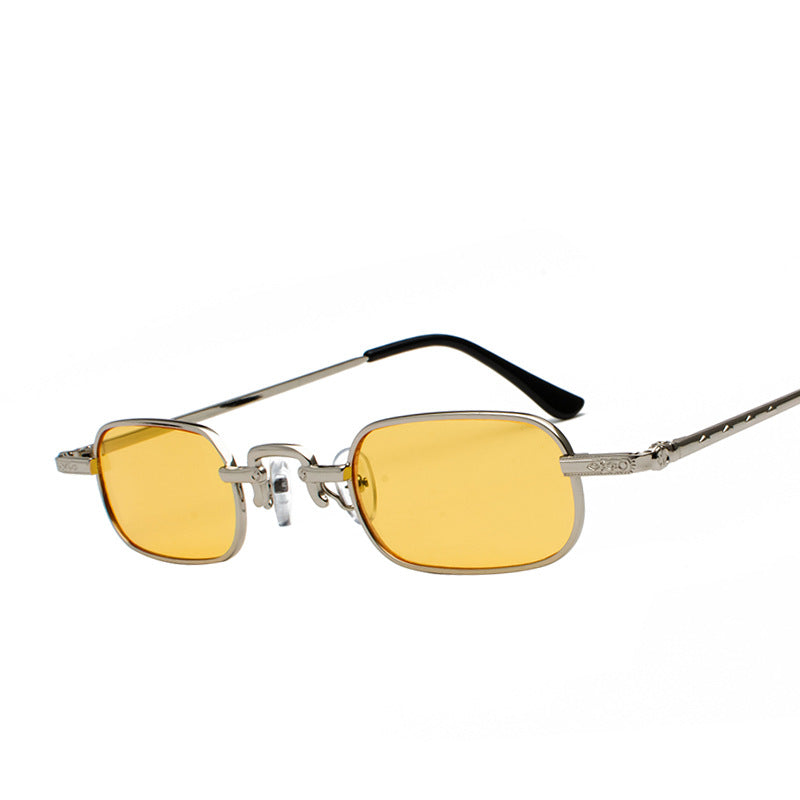 The new sun square small eyes