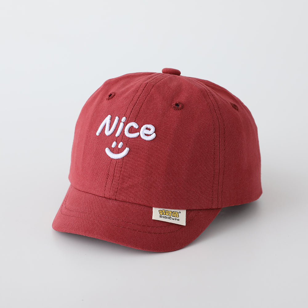 Children's Solid-color English Smiling Face Embroidered Adjustable Fashionable And Simple Short-brimmed Baseball Cap Suitable For Daily Outings And Entertainment