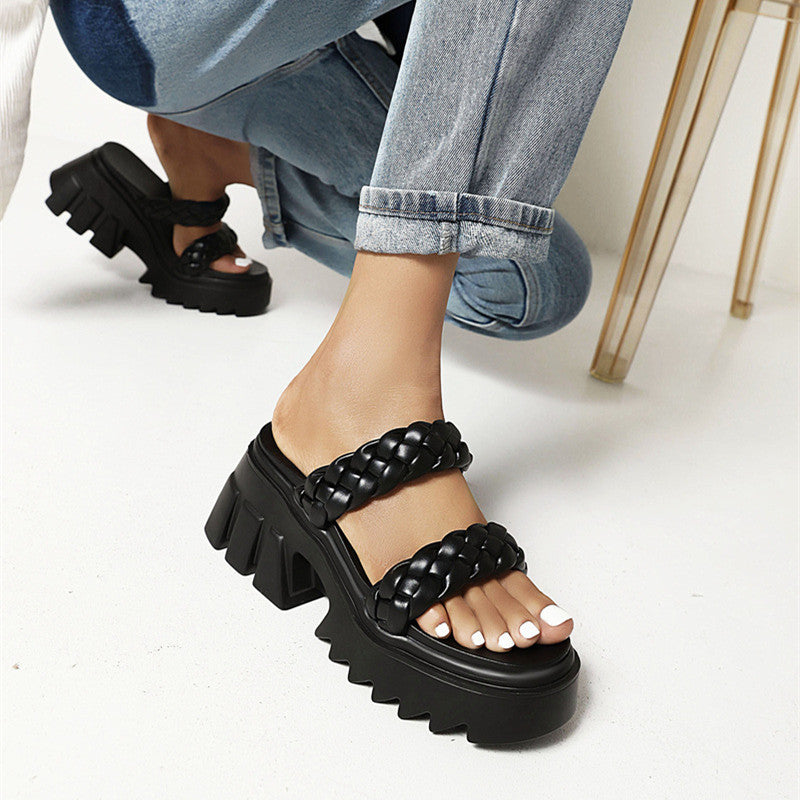 Women's Versatile Woven Platform Large-size Sandals