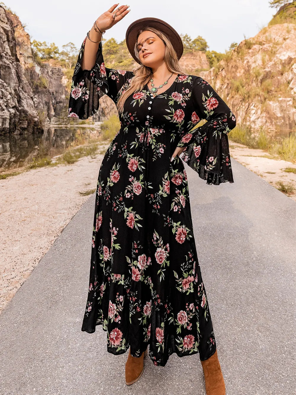 Plus Size Floral Flare Sleeve Dress