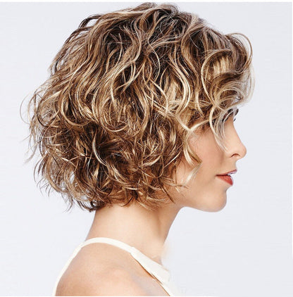 Ladies short volume mixed fluffy wig