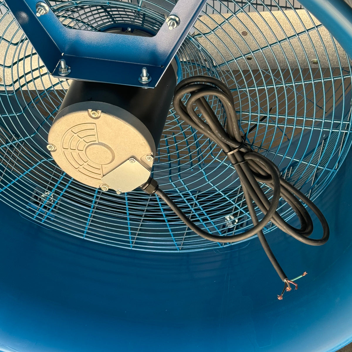 PATTERSON 30" Jet-Stream Fan H30B Blue (Small Scratch)