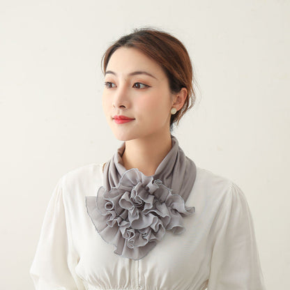 Women's bib scarf