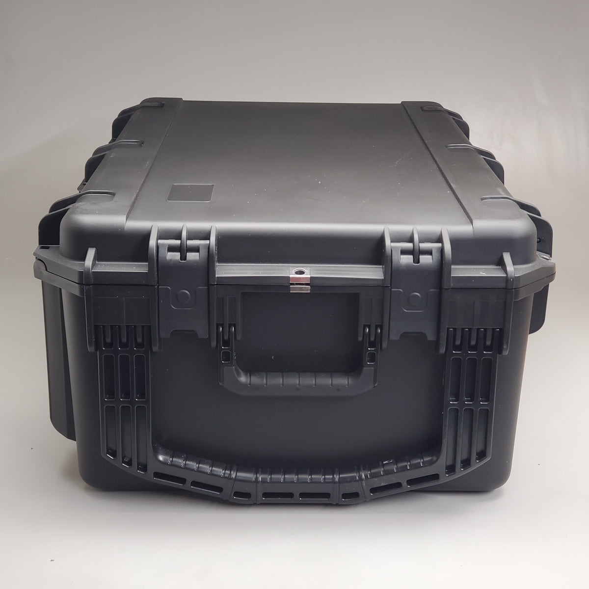 SKB (LARGE) 33.5" x 22" Rolling Black Case 2/10 Deep Empty 3I-3019-12BE