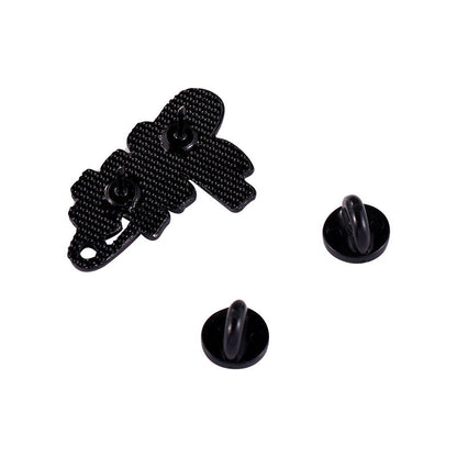 Retro Alphabet Clip Couple Badge
