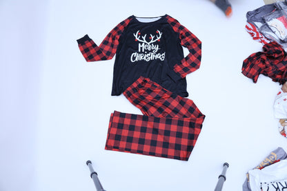 Color matching family parent-child suit