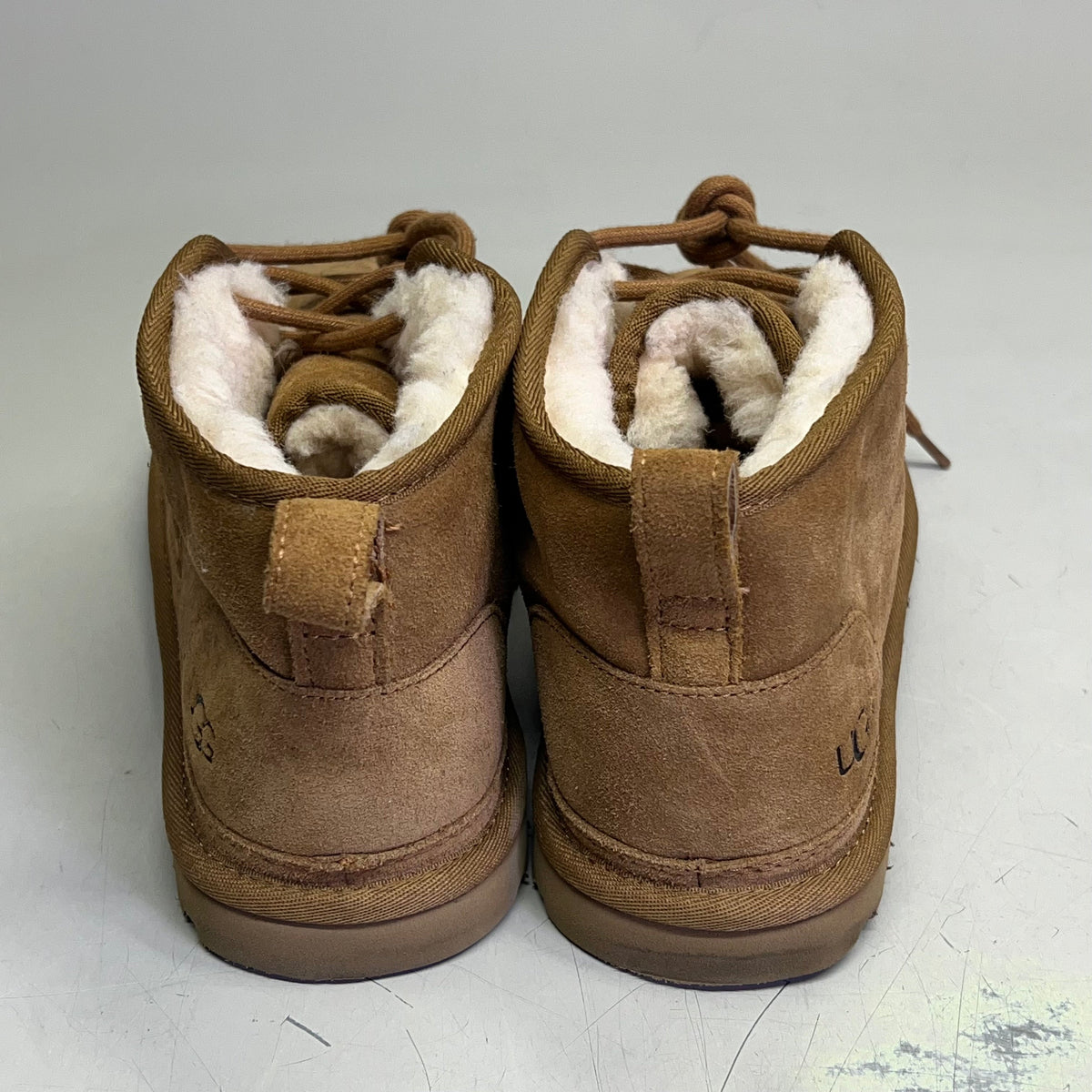 UGG Suede Neumel Ankle Boot 17mm Plush Men's Sz 9 Brown (Pre-Owned)