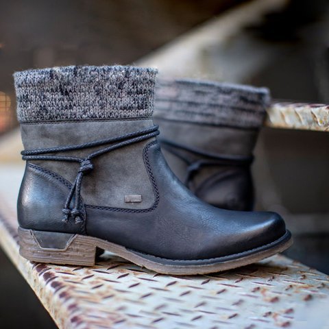 Chunky heel side zipper booties