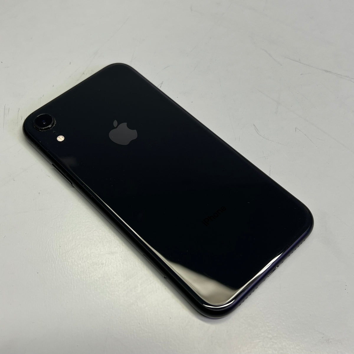 APPLE iPhone XR 64GB 6.1" Display Black (Pre-Owned)