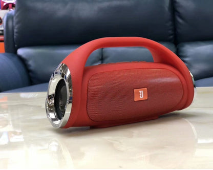 M836 mini portable small God of War wireless Bluetooth speaker subwoofer gift phone card audio