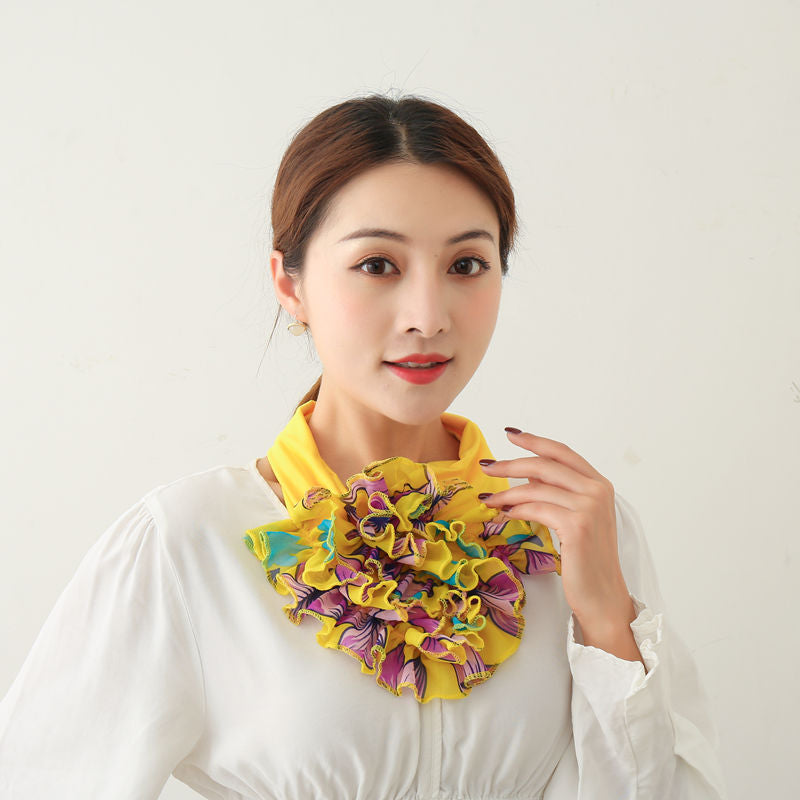 Women's bib scarf