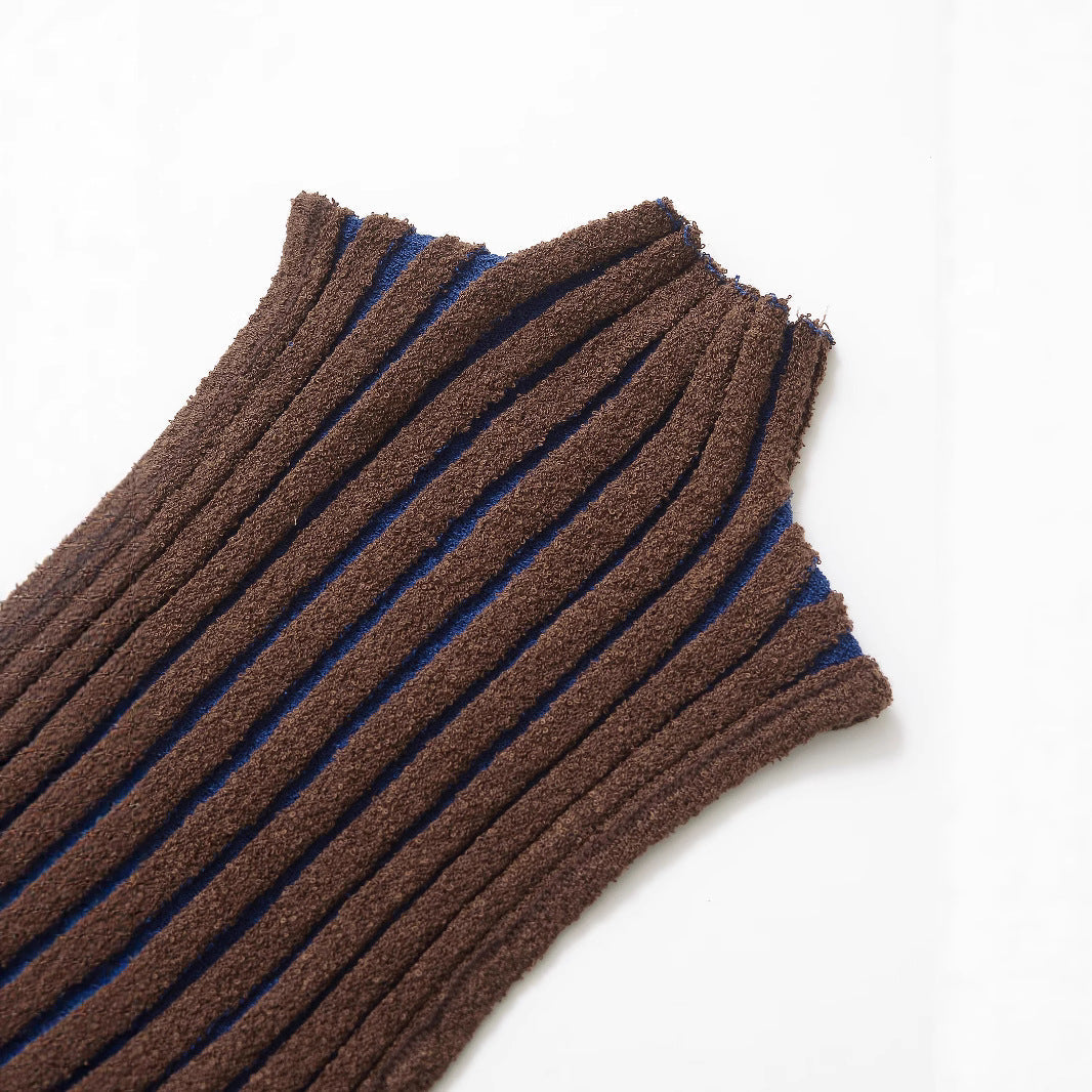Half high neck sleeveless slim knit sweater for women