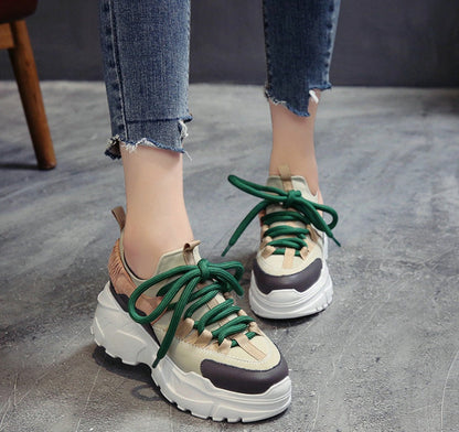 Casual canvas shoes