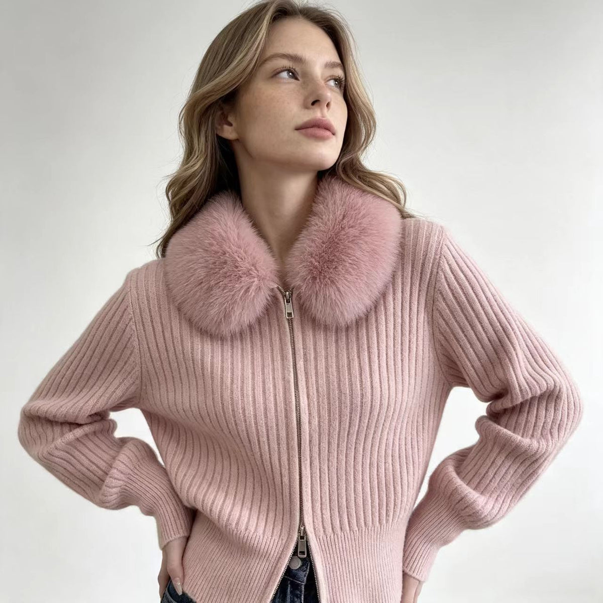 Loose-fitting Knitted Cardigan With A Fur Collar