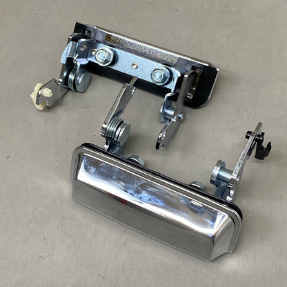MOPAR (2 Pack) Outer Door Handle Set For Dodge Charger 500/R/t/super Bee Silver