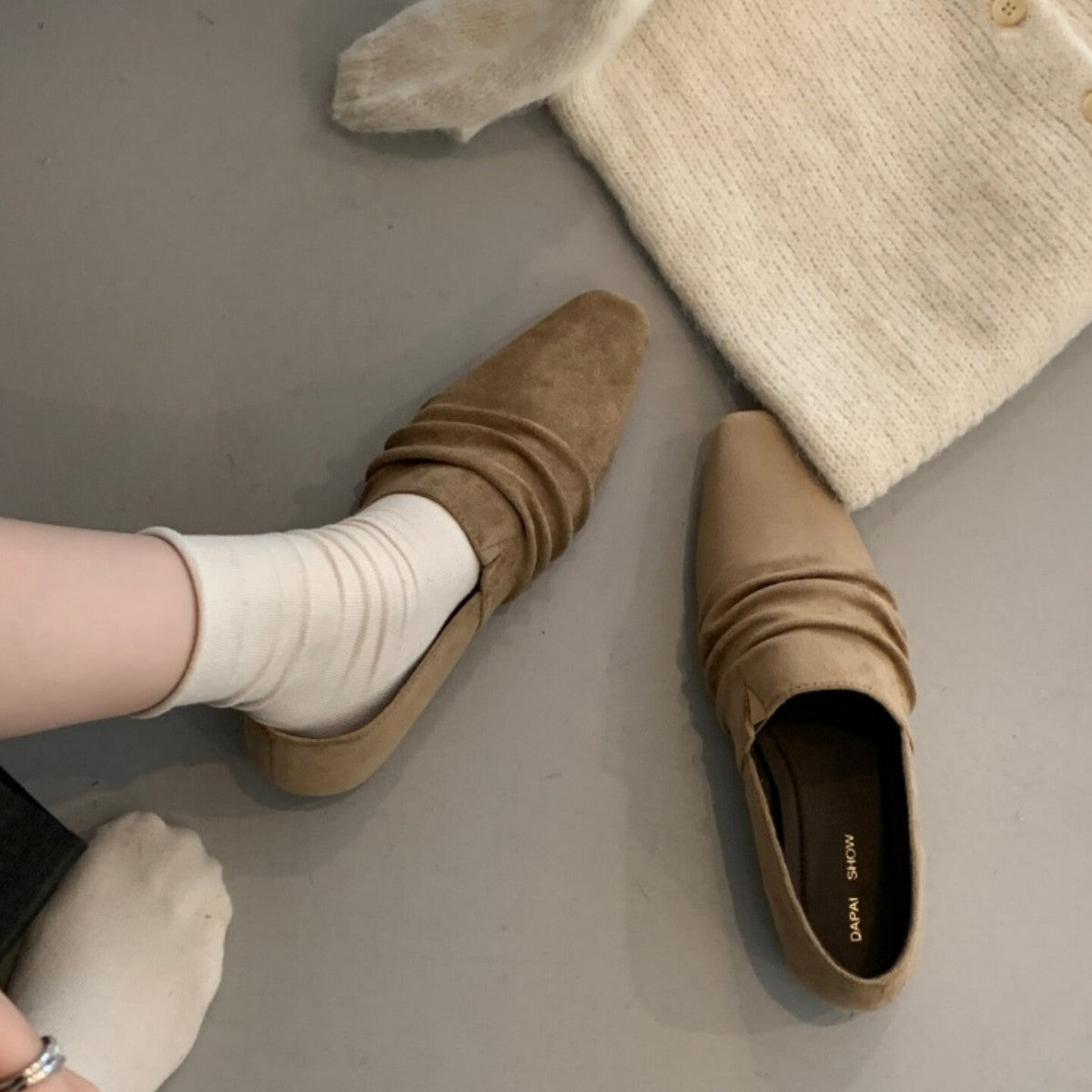 French-style Vintage Square-toe Pleated Hidden-heel Pumps For Women