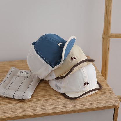 Children's Short Brimmed Baseball Cap With Mesh Surface For Ventilation And Sun Protection, Suitable For Spring And Summer, Outdoor Sun Protection Baseball Cap.