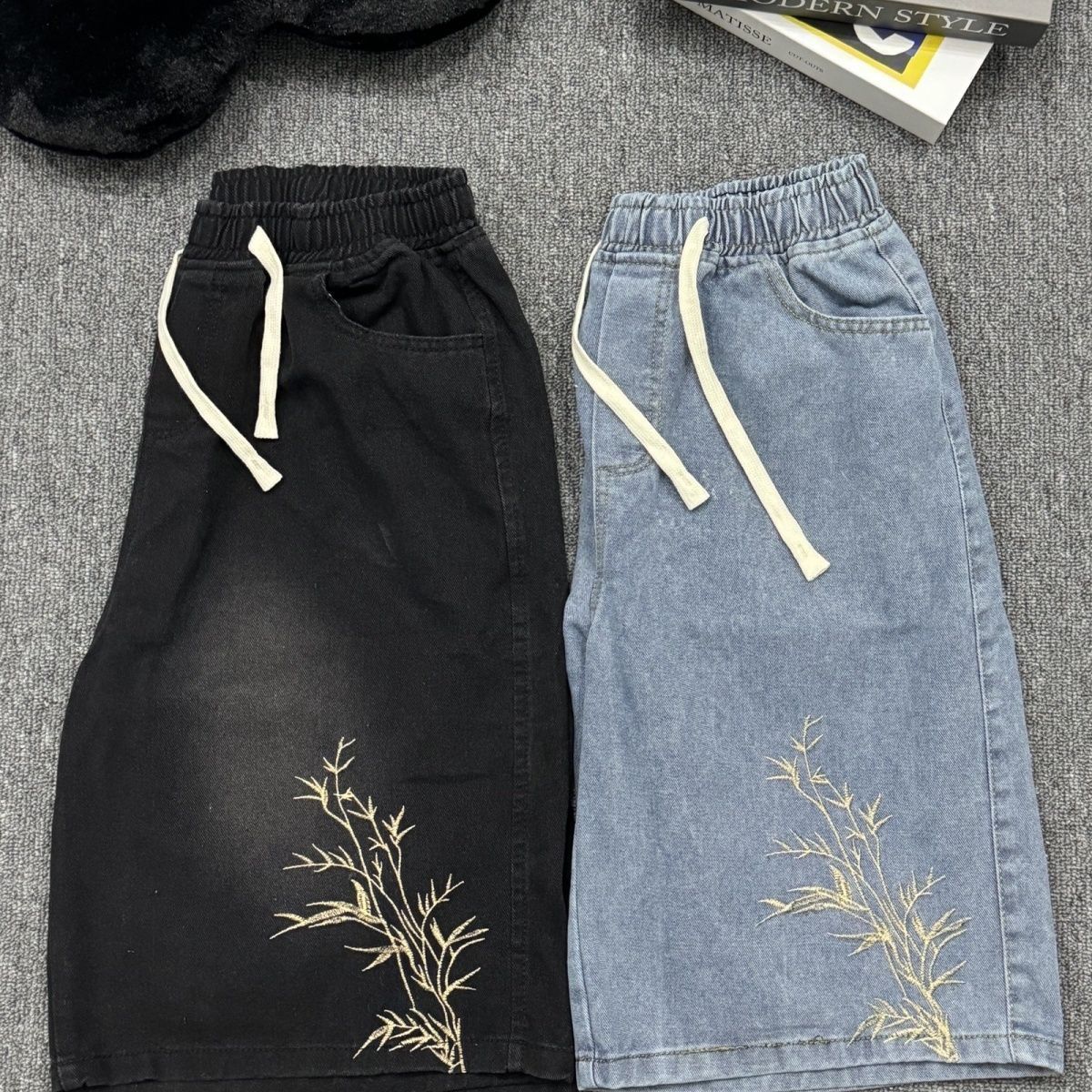 Mens Embroidered Denim Shorts Wide-leg Five-point Length