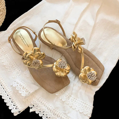 Square-toe Camellia Single-strap Sandals