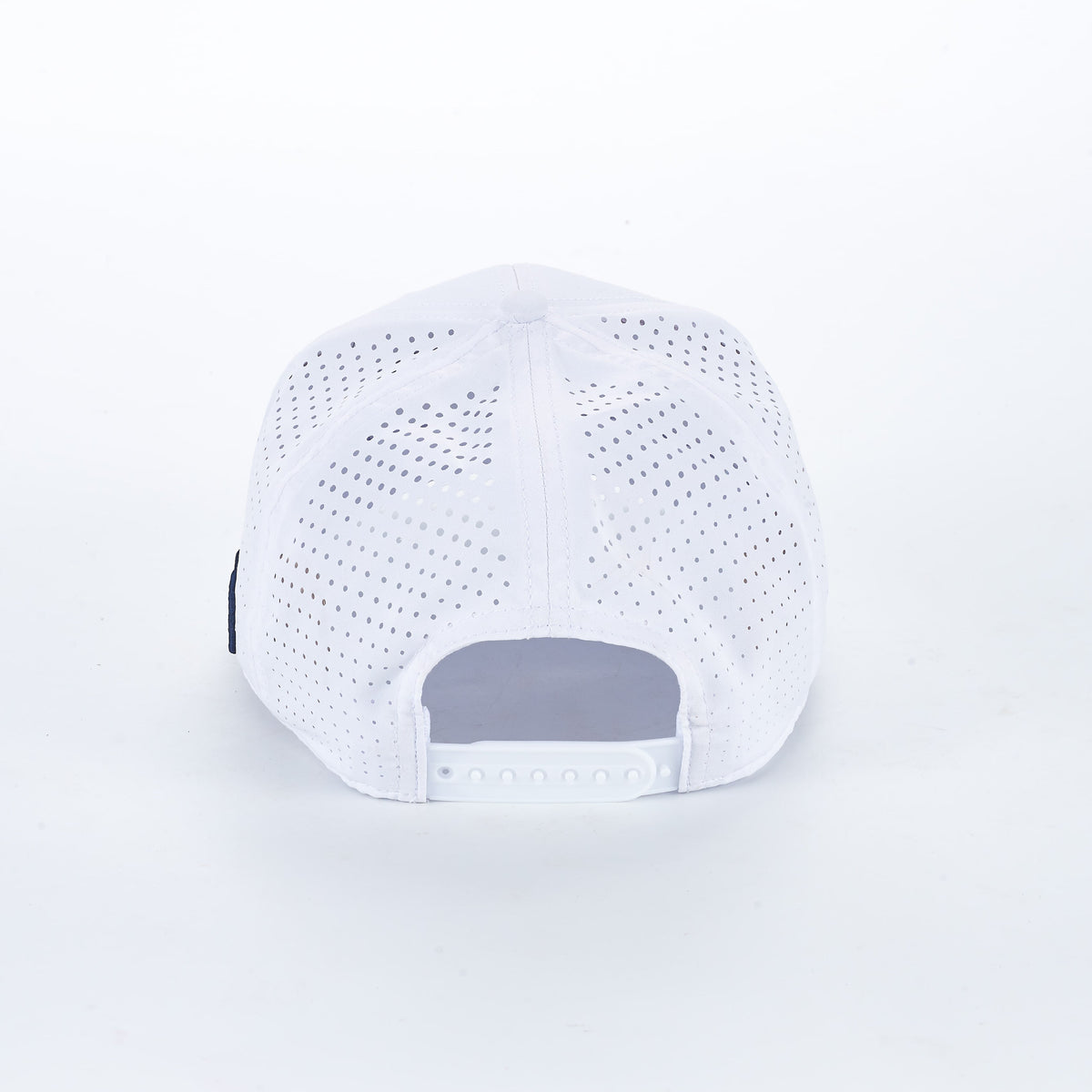 ARTI White Performance Crown Rope Hat