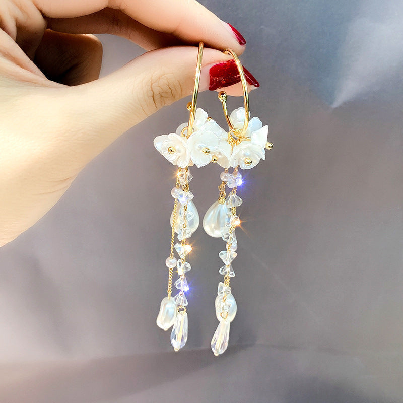 Light Luxury Pearl Earrings