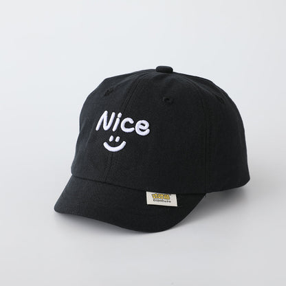 Children's Solid-color English Smiling Face Embroidered Adjustable Fashionable And Simple Short-brimmed Baseball Cap Suitable For Daily Outings And Entertainment
