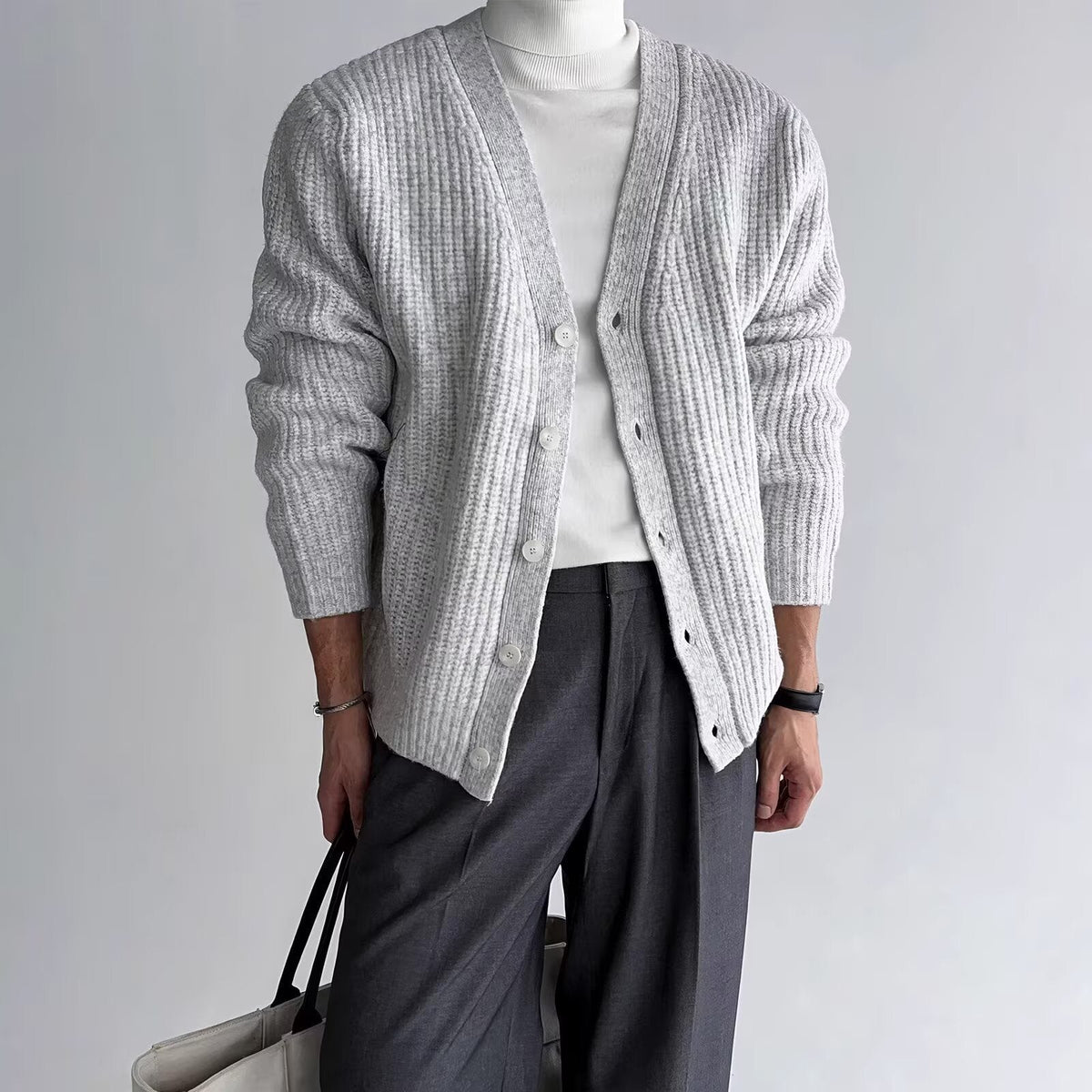 Mens Loose-Fit Versatile Artistic V-Neck Sweater