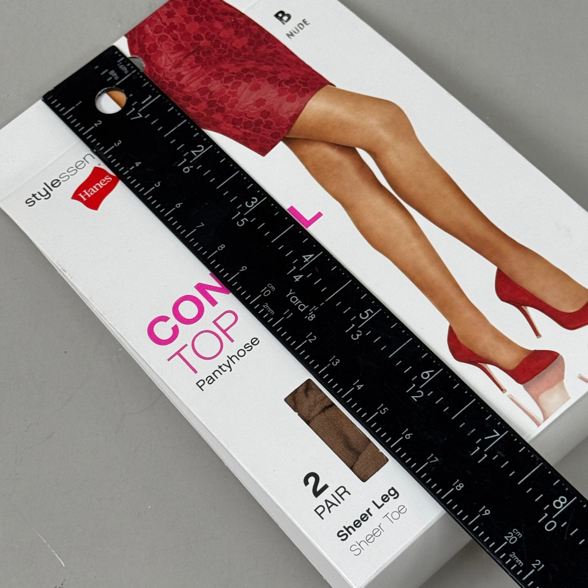 HANES (2 PACK, 2 PAIRS EACH ) Essentials Control Top Pantyhose Women's Sz B Nude
