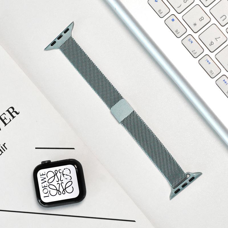 Apple Watch S7/S8 Thin Milanese Loop Strap for iWatch Series 9