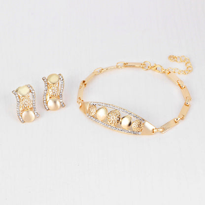 Exaggerated Bridal Jewelry Set