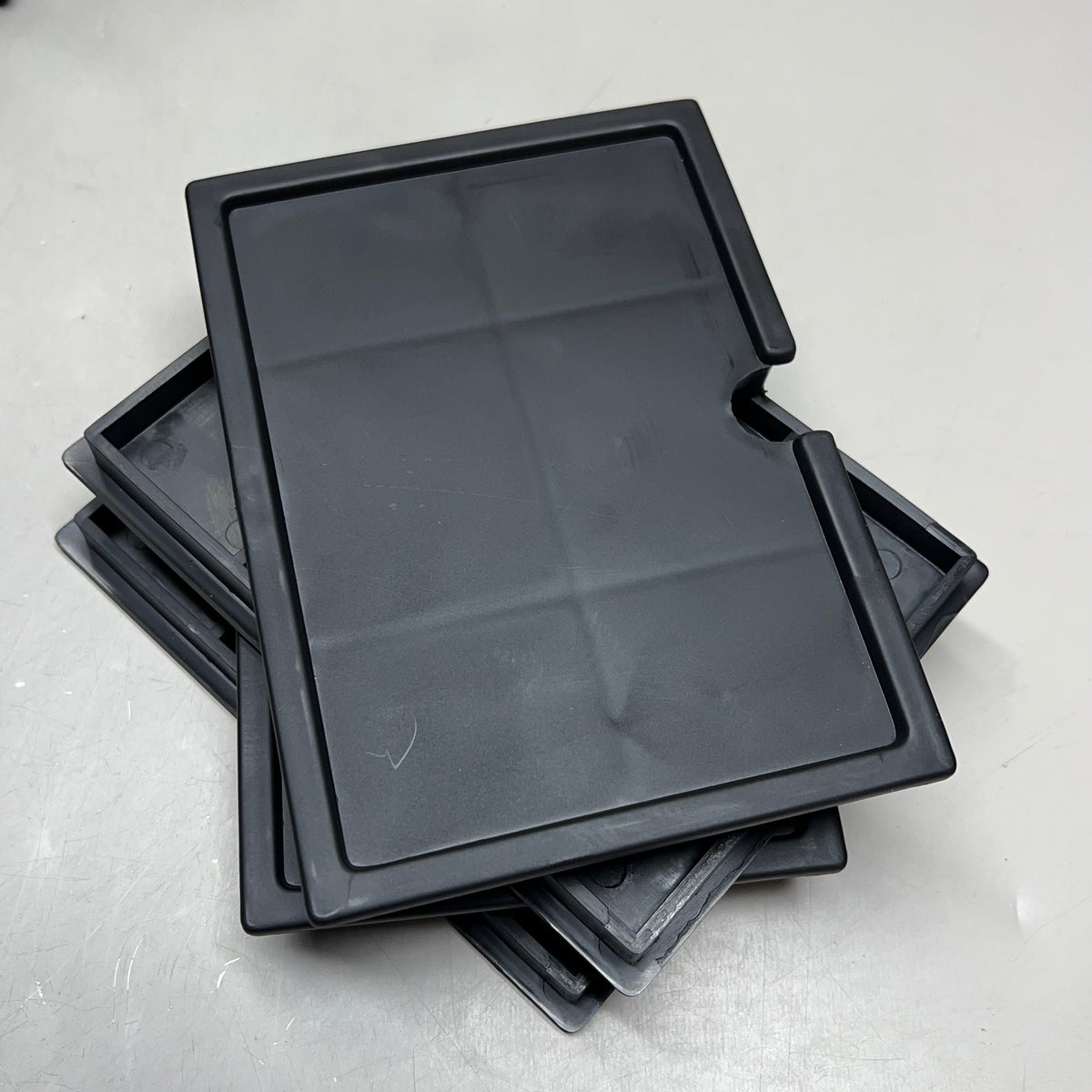LITTLE GIANT Non-Toxic Disappearing Water Basin Parts Black DFB44PP 566560 AS-IS