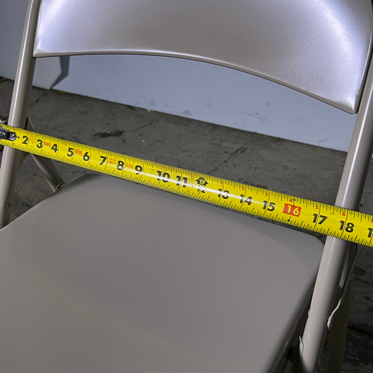 STAPLES (4 Pcs) Metal Office Stacking & Folding Chair, Beige 51503