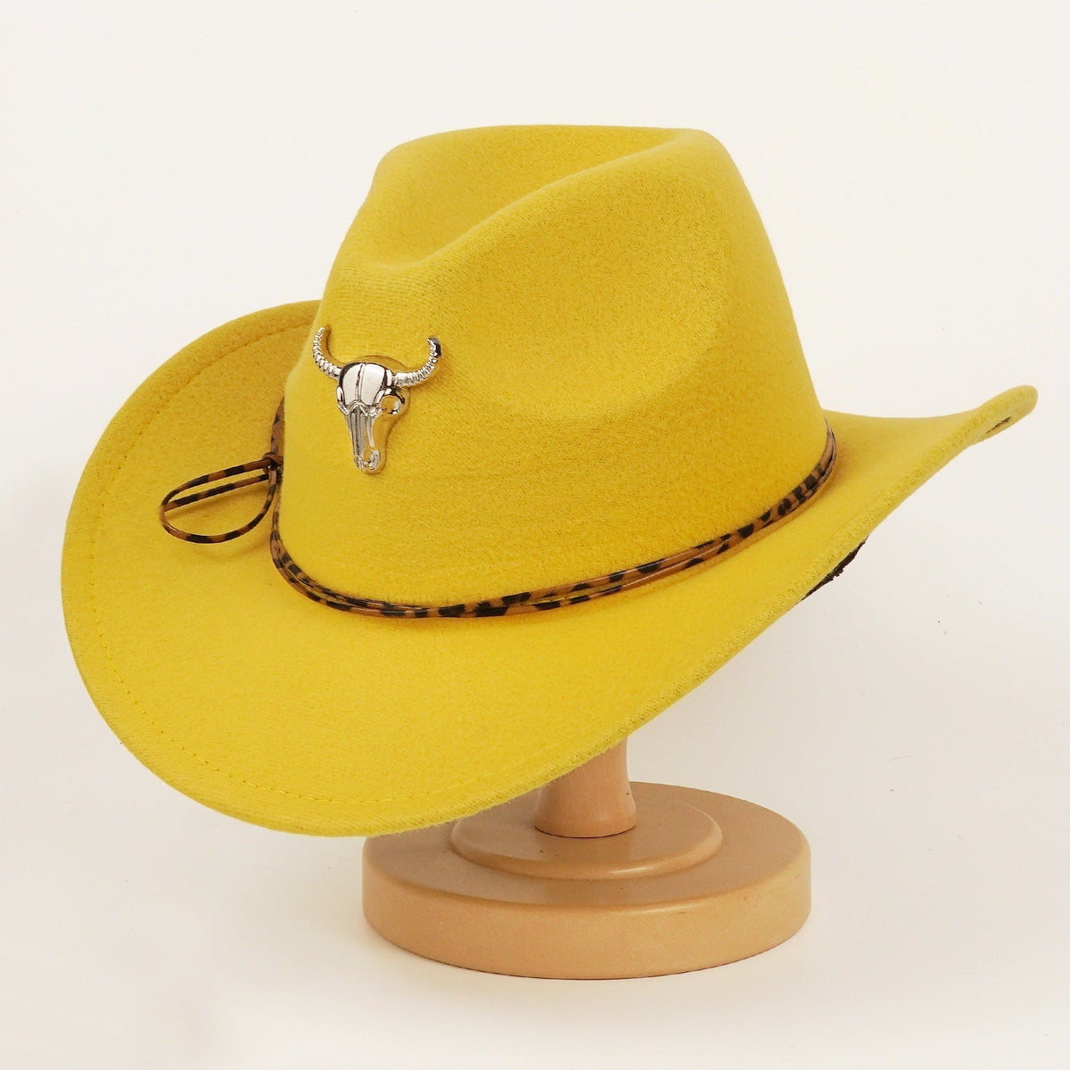 Western Cowboy Hat For Men And Women Metal Bull-Head Wool Cavalry Cap Top Hat