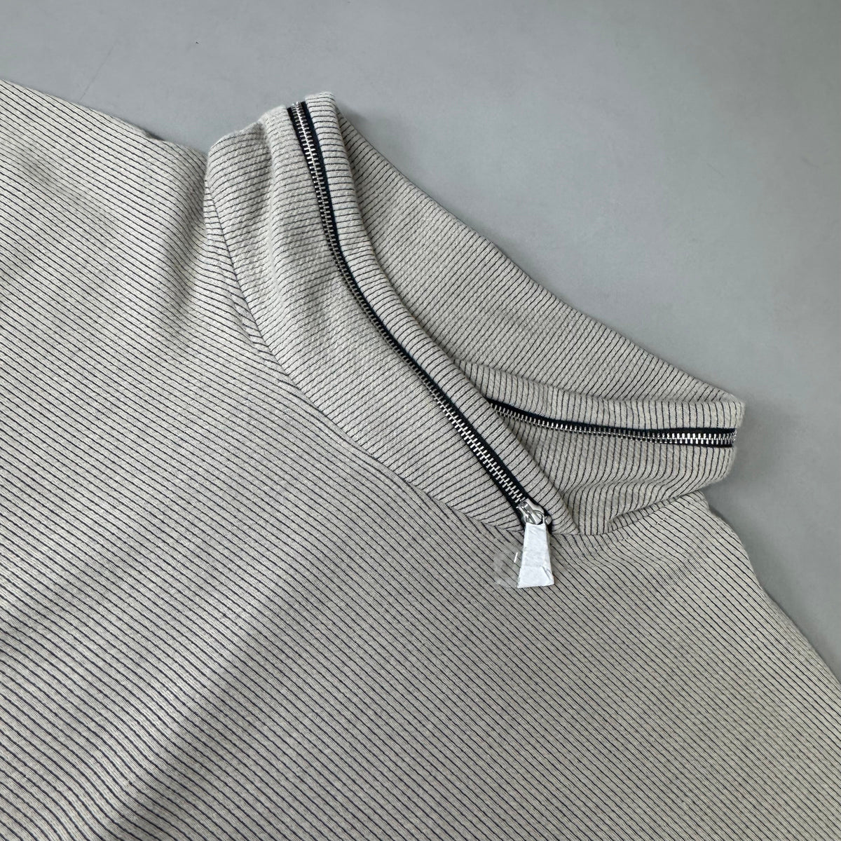 MULTIPLES Zippered Cowl Neck Top Petite Women's Sz PL Stone M44802TP