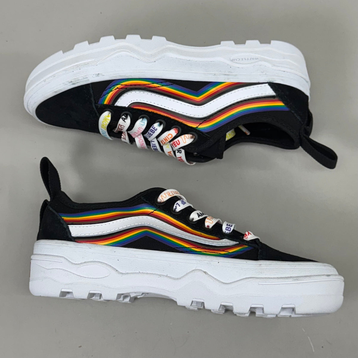 VANS Old Skool Sentry WC Pride Sneaker Women's 5.0 Men's 3.5 Rainbow/Black/White