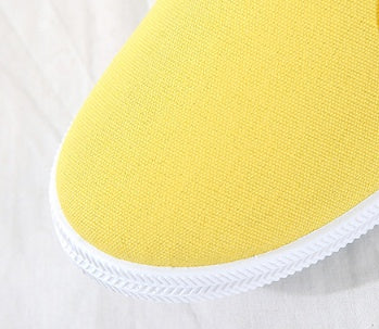 Canvas shoes