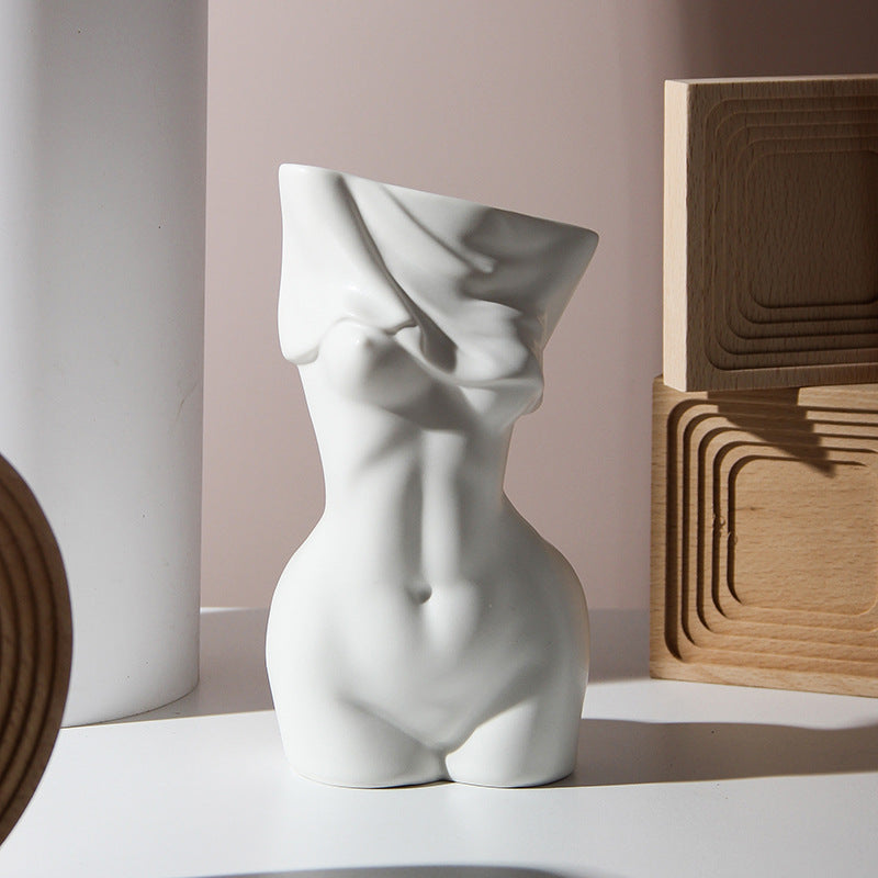 Decorative Utensils, Artist's Home, Living Room, Flower Arrangement, Female Body Art, Vase
