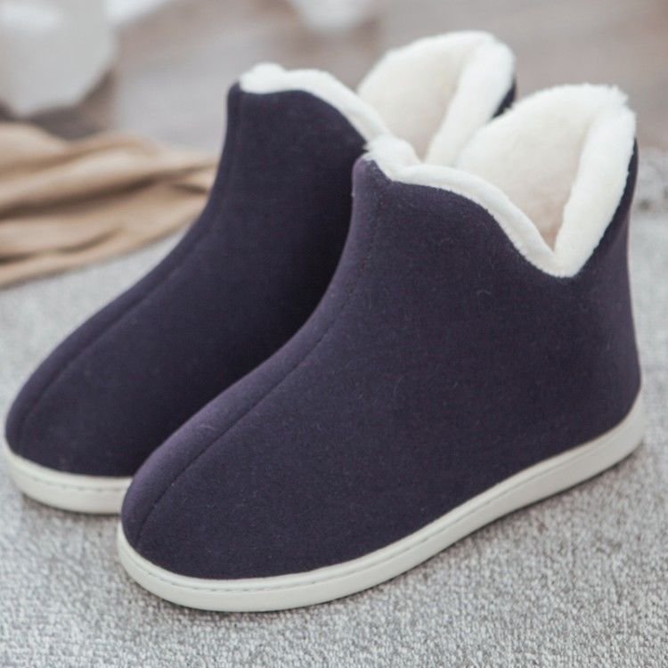 Maternity hairy shoes