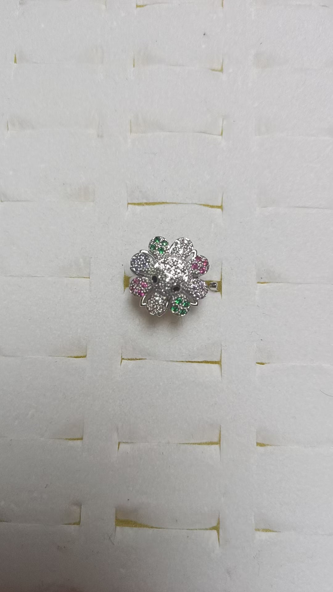 Ring