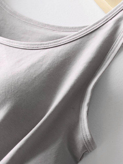 Round Neck Tank with Bra for Comfortable Everyday Wear