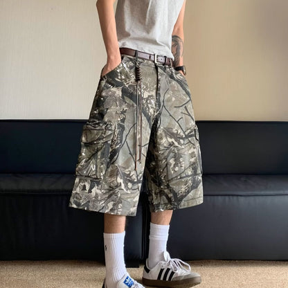 Retro Distressed Branch-Texture Camouflage Shorts For Men